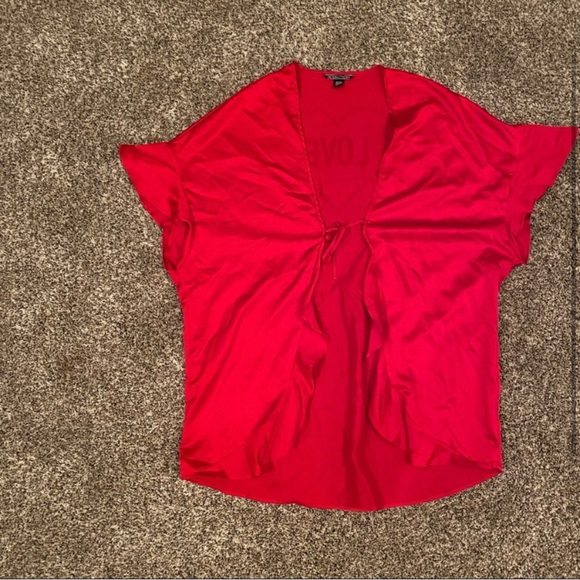 Valentines VS robe - Picture 2 of 6